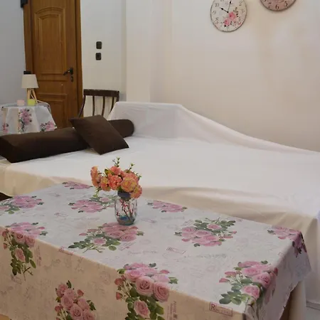 شقة Oikia Samiotaki Emmanouil *