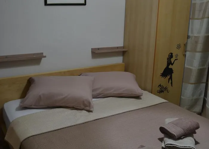 Oikia Samiotaki Emmanouil 公寓 *